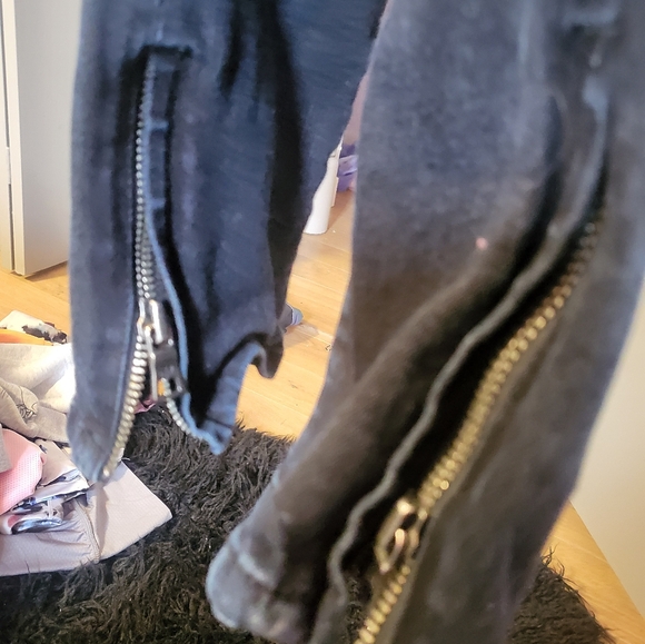 Capri Jeans - Picture 3 of 3